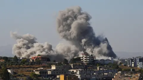 Ceasefire Crumbles as Israeli Strikes Kill 11 in Southern Lebanon