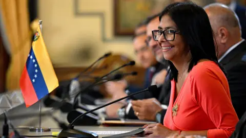 Venezuela's Amnesty Program Faces Criticism as Political Prisoner Releases End