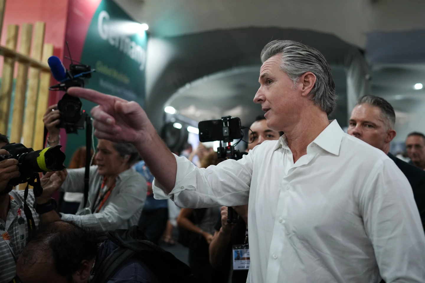 Gavin Newsom Voices Alarm Over Senators' Deal Amid Government Shutdown