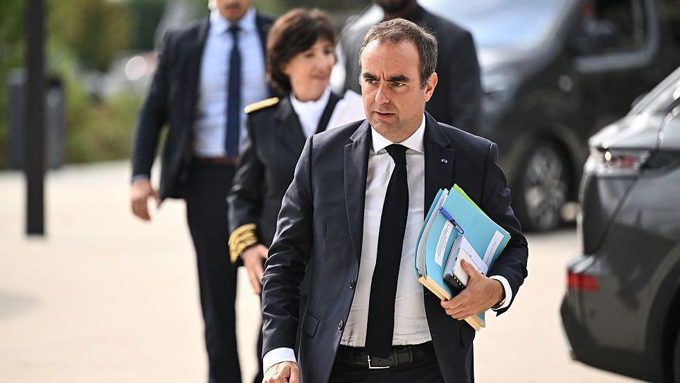 French PM Faces Public Fury Amid Escalating European Wildfires