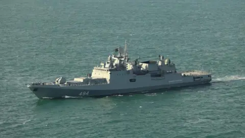 British Couple Survives Warning Shots from Russian Frigate in English Channel
