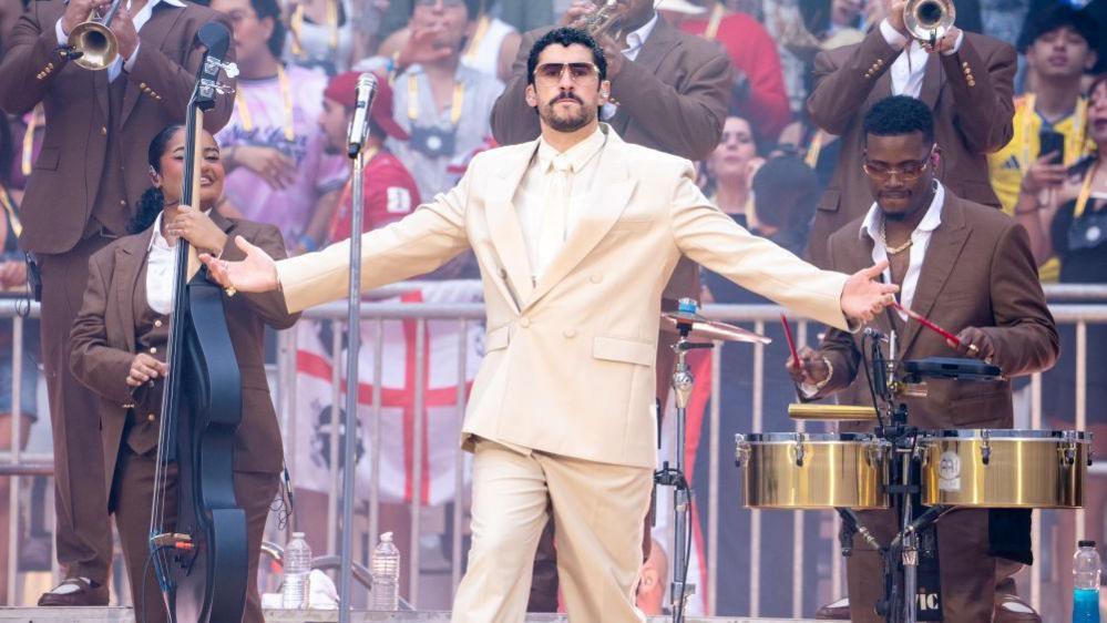 Bad Bunny Makes History at London Stadium, Nods to Venezuela
