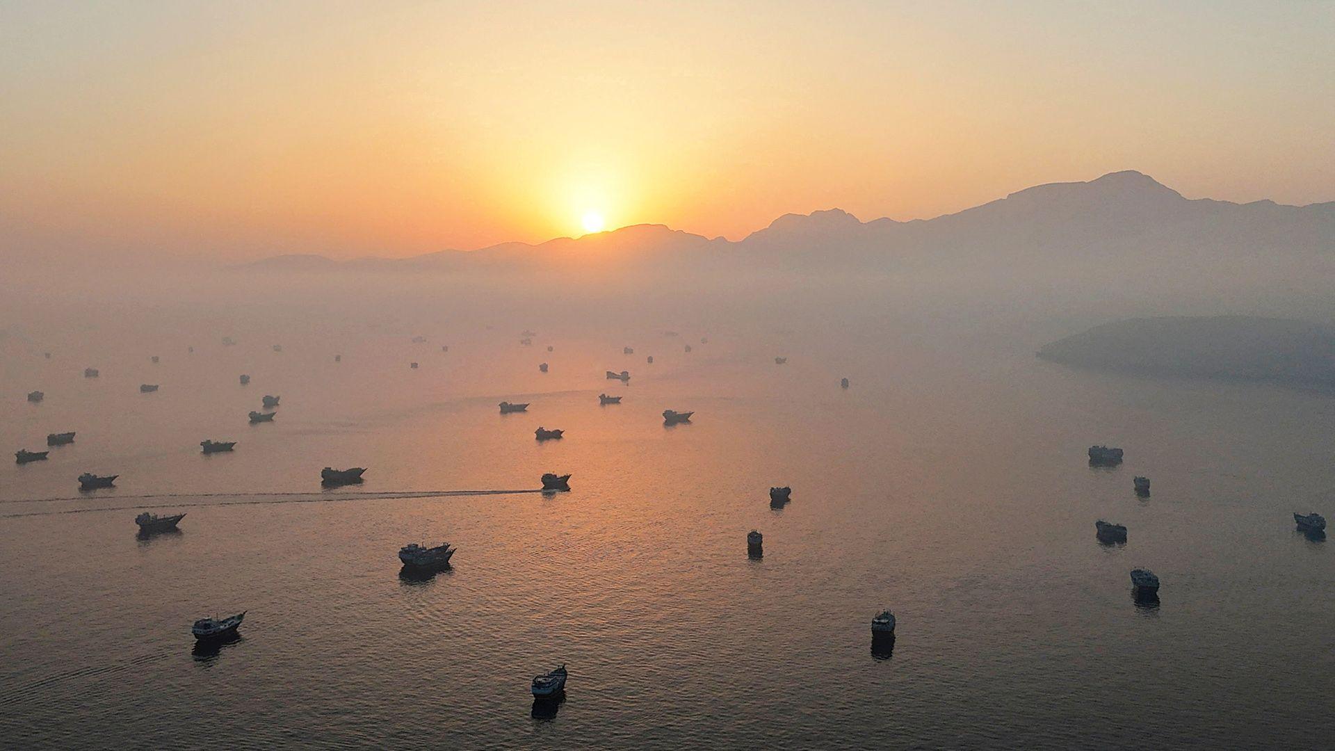 Iran Nears Historic Hormuz Deal with Oman