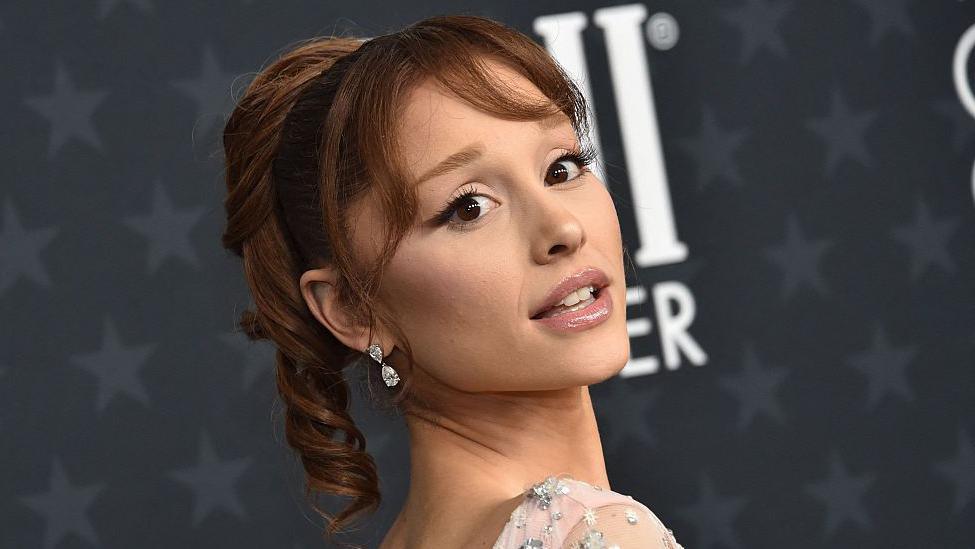 Ariana Grande sues hackers after music leaks