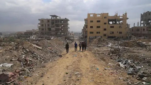 Tragedy Strikes in Gaza: Eleven Family Members Killed by Israeli Fire