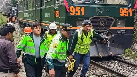 Chaos Erupts After Machu Picchu Train Collision