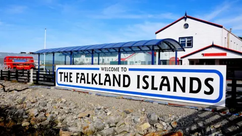 UK Asserts Falklands Sovereignty Amid US Political Pressure