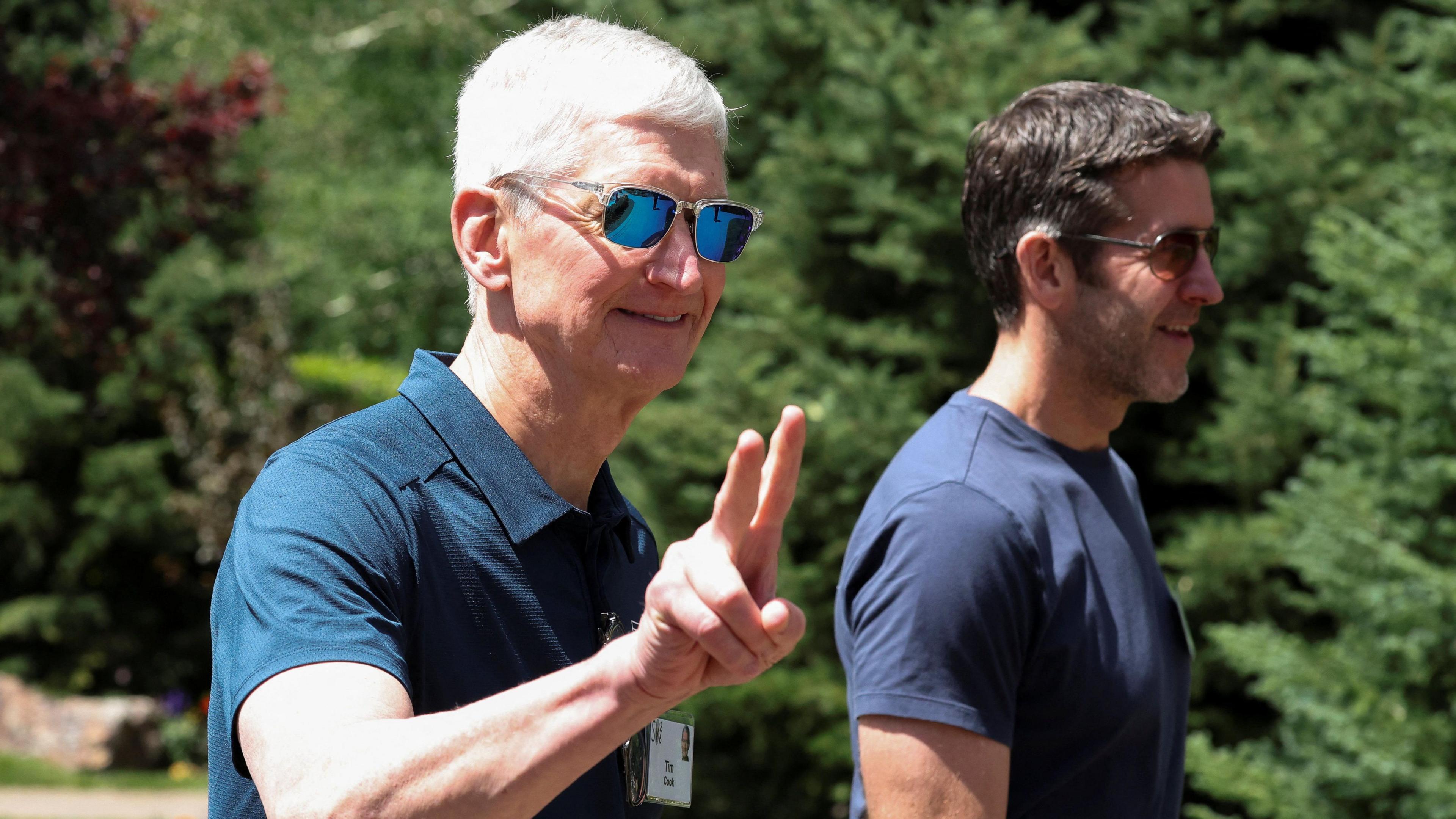 Apple Suits OpenAI Over Alleged Trade‑Secret Theft, Targets Former Employees