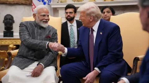 Impact of Trump's Tariffs: India's Exports to the US Drop Sharply