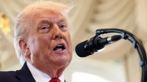 Trump Threatens Tariffs Over Greenland Claim Amid Nobel Peace Prize Grievance