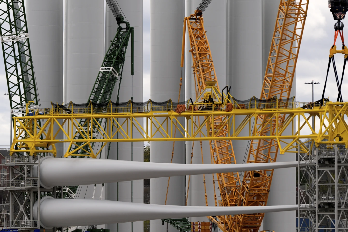 Court Ruling Revives Revolution Wind Project Amid Controversy