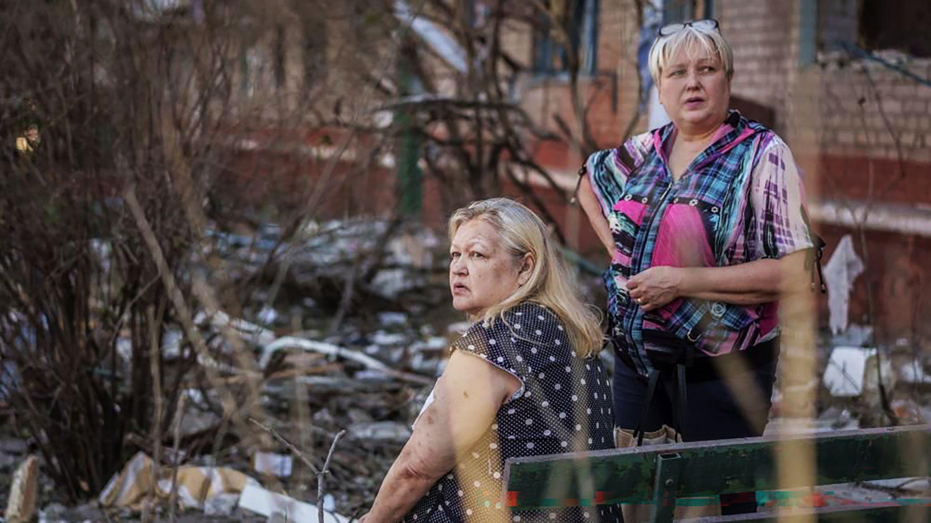 Russia Pressures Ukraine: Fortress Cities Under Siege