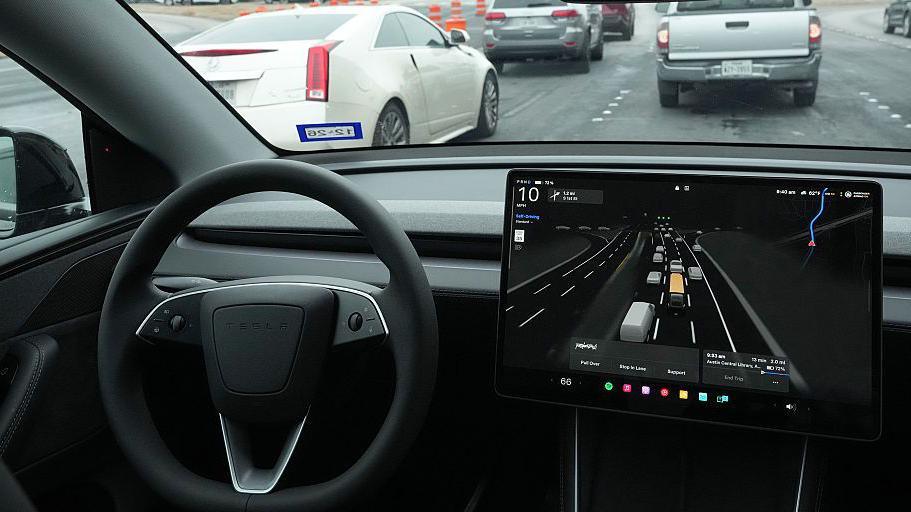 Fatal Tesla Crash into Texas Home: Federal Investigations and the Question of Autopilot