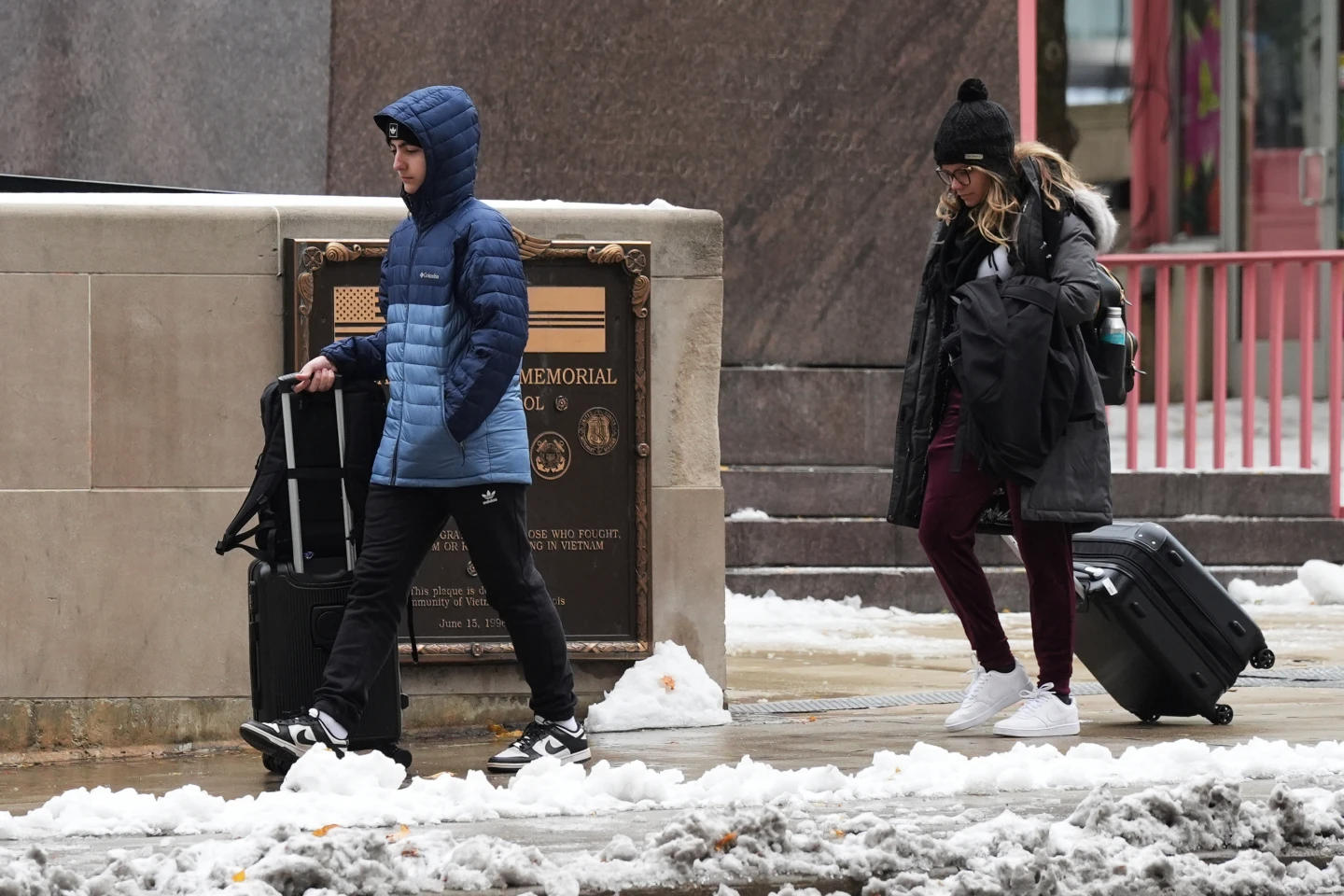 Record-Breaking Cold Spells and Flip-flopping Weather Across the U.S.