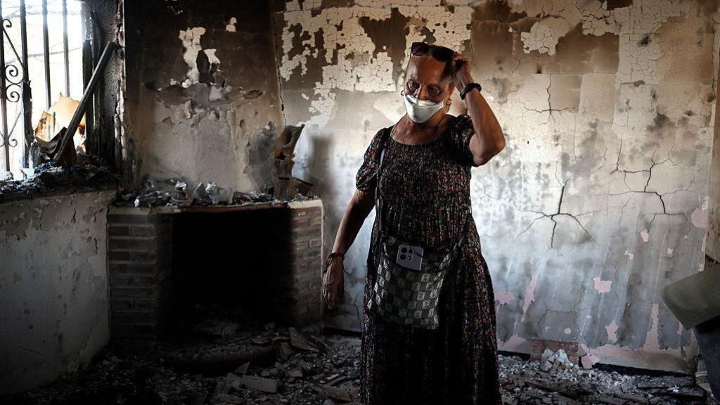 Return Amid Ashes: Thousands Reclaim Homes as Spain’s Heatwave Fuels Unprecedented Fires