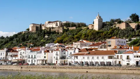 Quantum Ripple: Timeline Branch 2026-05-21 - Arrest in Portugal After French Boys Abandoned by Roadside