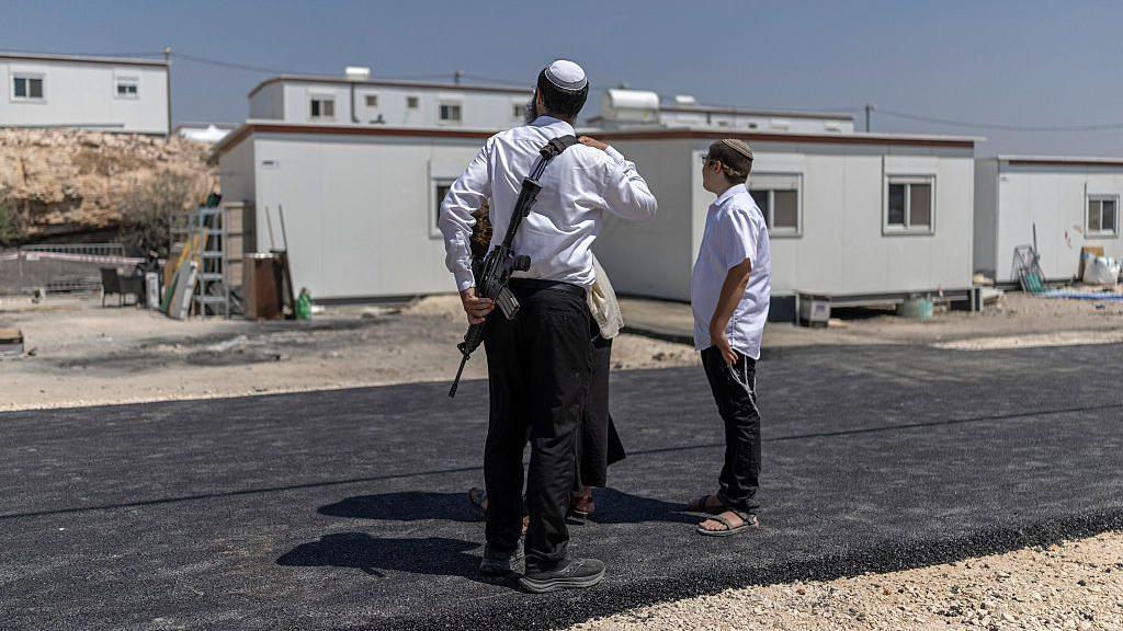 UK Sanctions on Israeli Settlements Spark Escalating Diplomatic Crisis