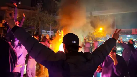 Starlink Now Free in Iran: Defiant Protesters Risk Everything to Connect