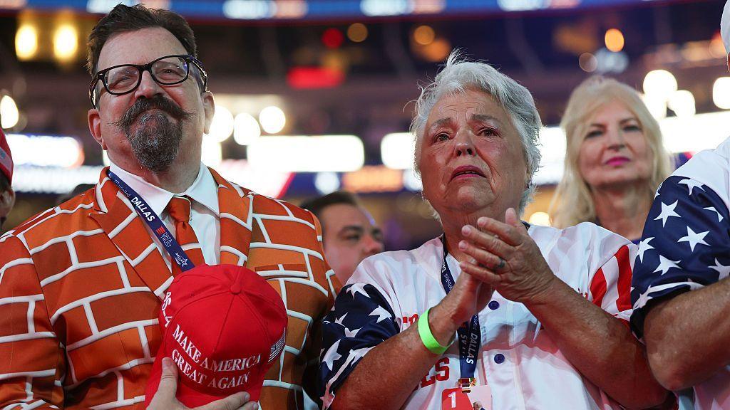 Trump Promises $5,000 for Every Adult as Republicans Rally for Midterm Victory