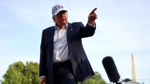 Understanding Trump's Warning to Taiwan: Implications and the Desire for Independence