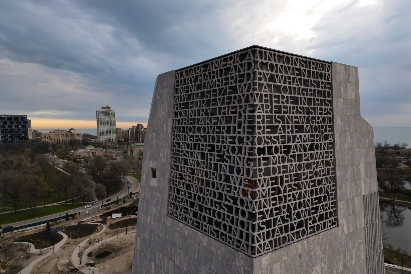 Obama’s Presidential Center Opens to the Public