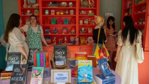 TikTok's BookTok Launches Official Bestseller List