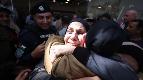 Euphoria in Gaza and the West Bank: Freed Palestinian Prisoners Reunited with Families