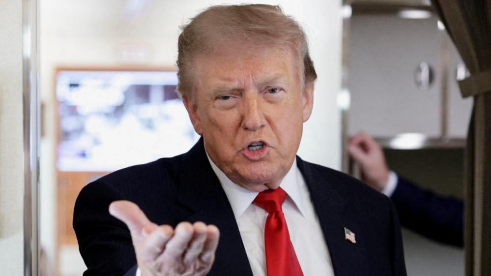 Trump Says Iran War Talks Take Place During Lull in Strikes
