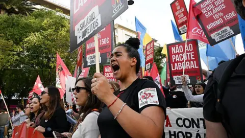 Massive Protests Erupt in Lisbon Against Controversial Labour Reforms