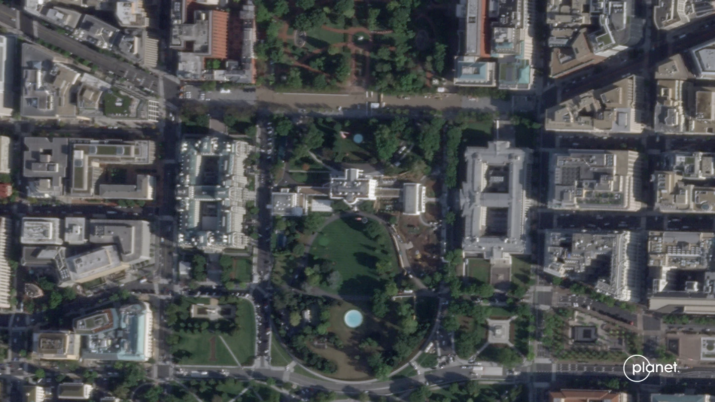 White House East Wing Demolition: A Glimpse Through Satellite Imagery