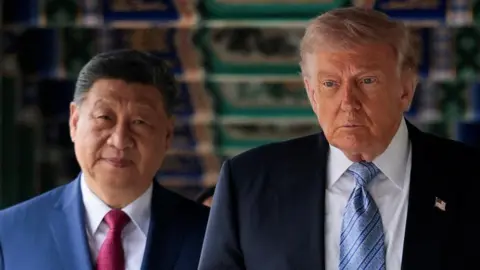 Trump's Warning: A Delicate Balance on Taiwan Independence