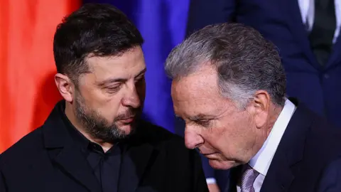 US and Ukraine Discuss Progress in Miami Talks, Yet No Major Breakthrough Achieved