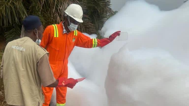 White Foam on Kaduna‑Abuja Expressway: Mysterious Substance Gathers a National Audience