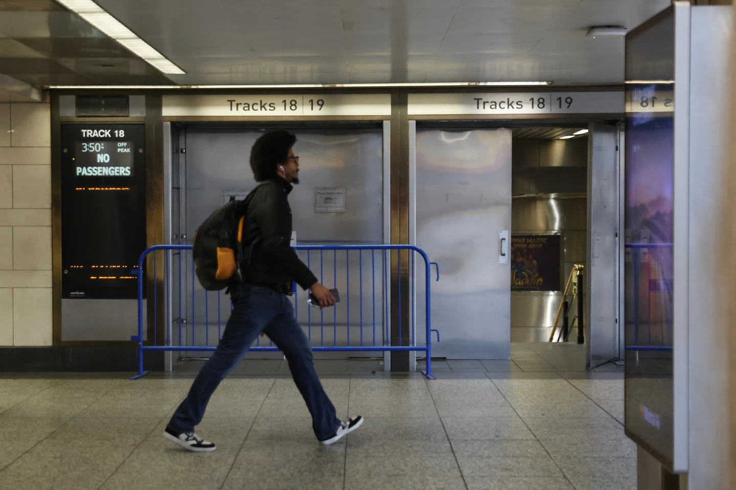 Long Island Rail Road Faces Historic Strike Disruption Amid Negotiation Standstill