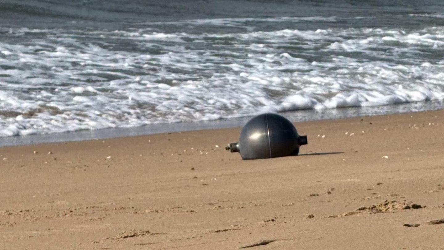 Mysterious Space Debris Washes Up on Queensland Beach – Investigations Underway