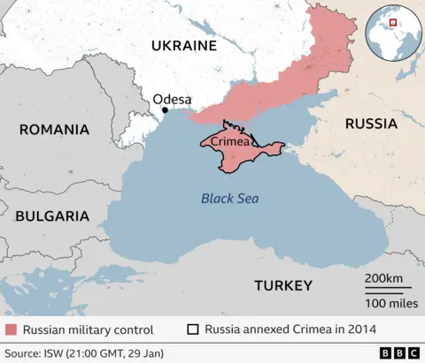 Navigating Danger: Ukrainian Divers Tackle Undersea Mines in the Black Sea