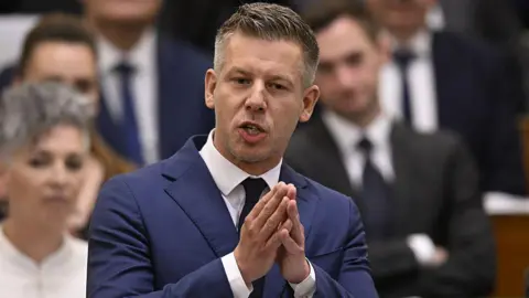 Hungary Trims PM’s Power: New Constitutional Limit Cuts Orbán’s Legacy